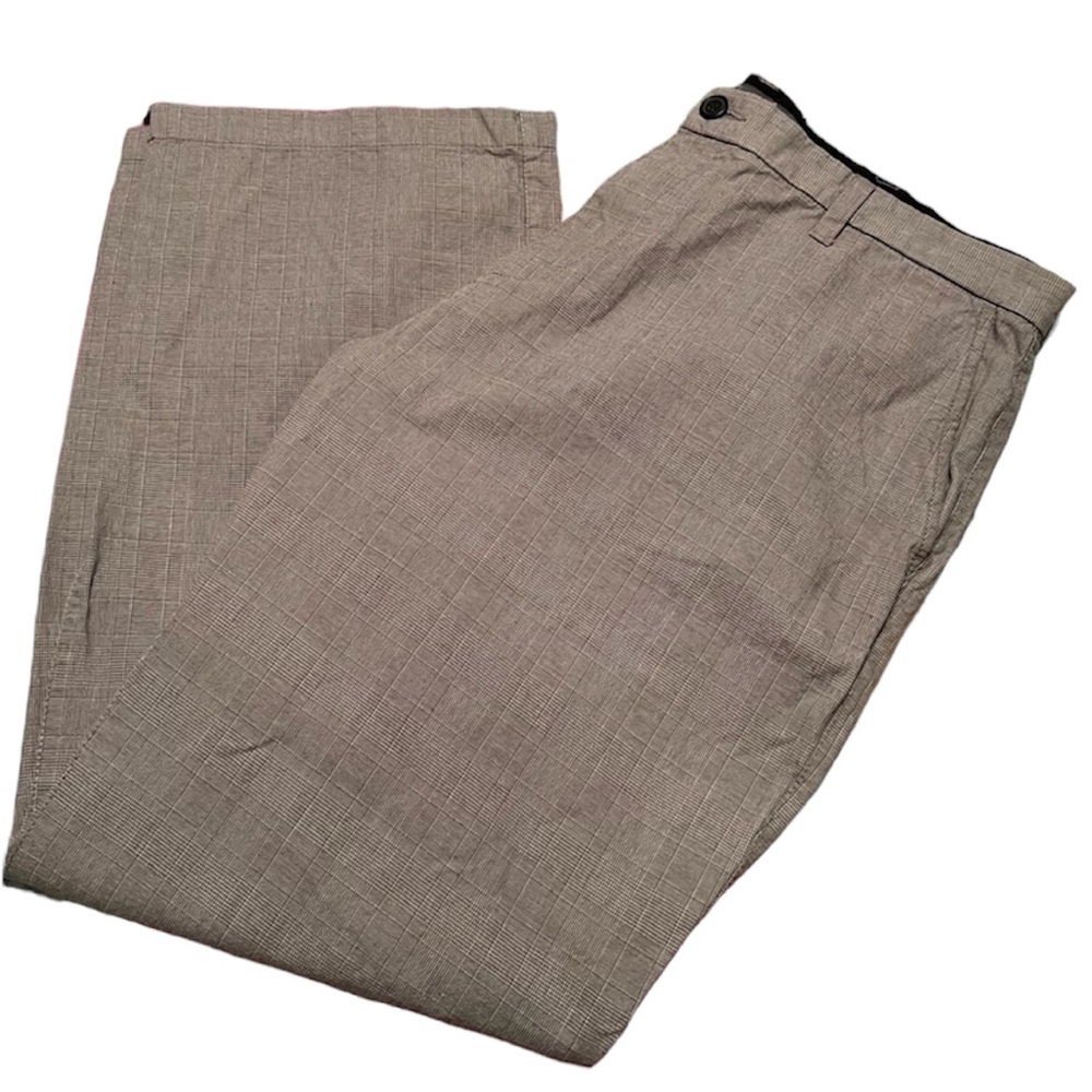 Pants! Mens Old Navy 38x30! NWOT!